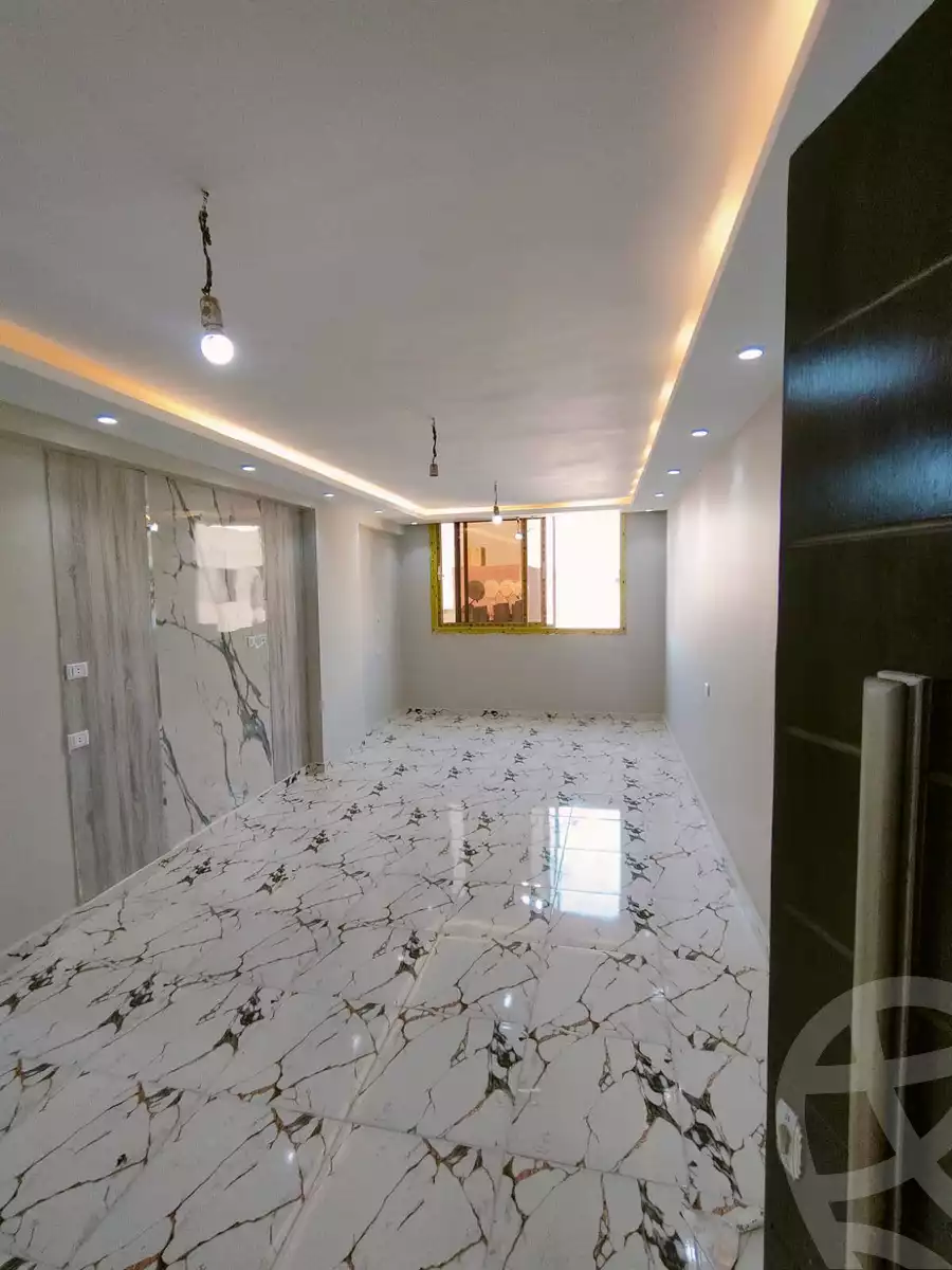 https://aqarmap.com.eg/ar/listing/6200414-for-sale-cairo-helwan-hadayek-helwan-el-eshrein-st