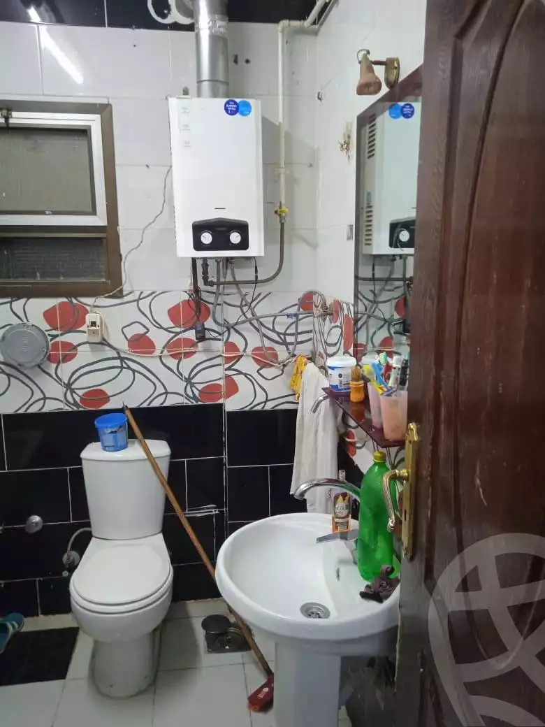 https://aqarmap.com.eg/ar/listing/6201072-for-sale-cairo-ain-shams-ain-shams-el-sharkia-el-eshrein-stt