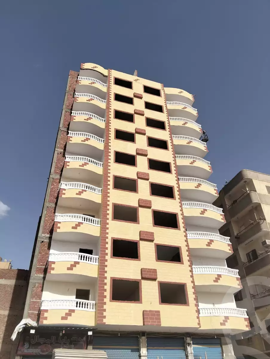 https://aqarmap.com.eg/ar/listing/6201391-for-sale-cairo-helwan-helwan-el-sharkeya-saleh-sobhy-st