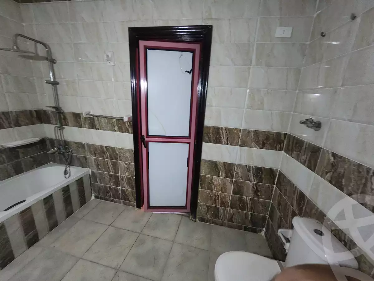 https://aqarmap.com.eg/ar/listing/6202133-for-sale-cairo-ain-shams-ain-shams-el-sharkia-genenat-el-sherif-st