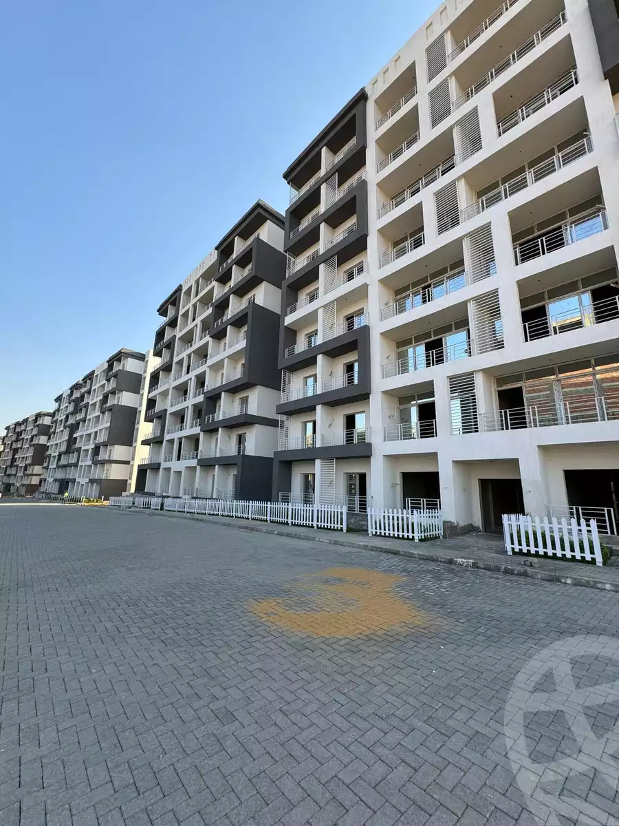 https://aqarmap.com.eg/ar/listing/6202617-for-sale-cairo-new-administrative-capital-r7-the-city-compound-master-group
