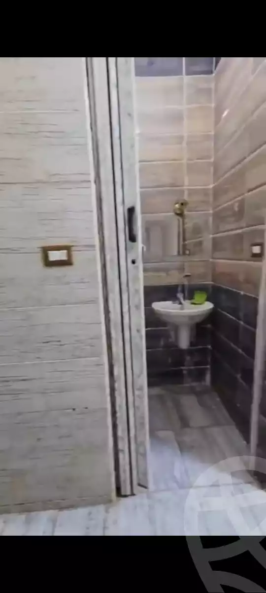 https://aqarmap.com.eg/en/listing/6204946-for-rent-cairo-elnozha-mohammed-refaat-st