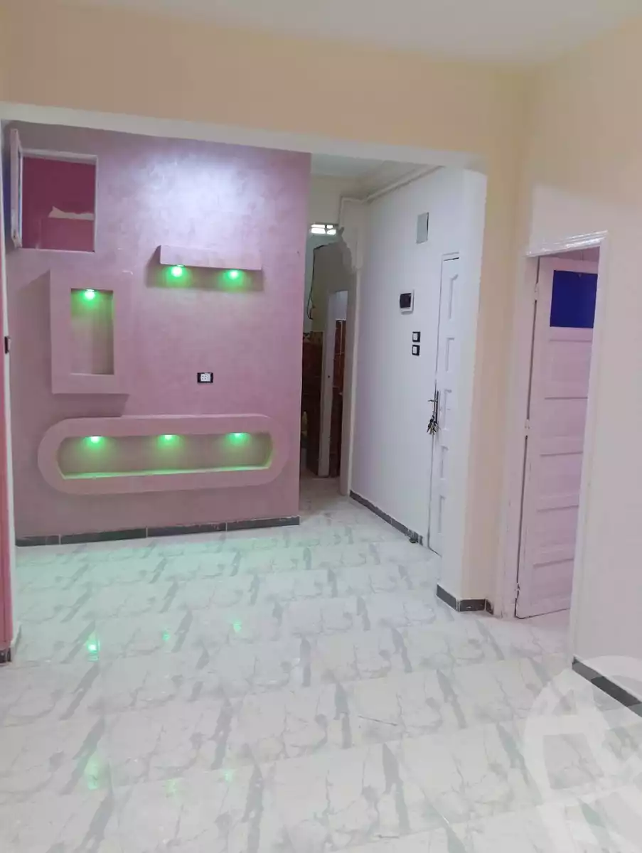 https://aqarmap.com.eg/en/listing/6205100-for-sale-qalyubia-shubra-el-khaima-om-bayoumi