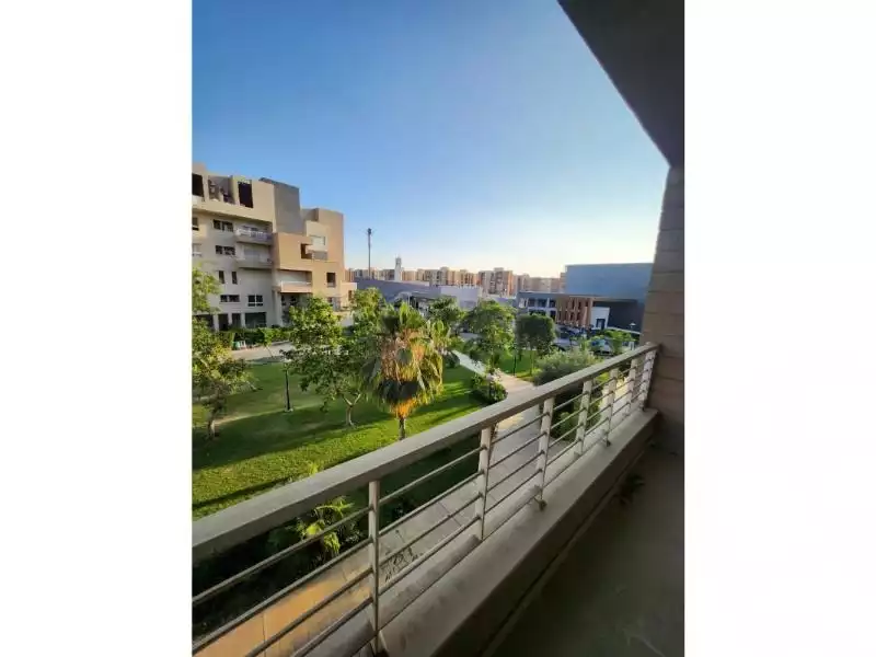 https://aqarmap.com.eg/ar/listing/6205179-for-sale-cairo-new-cairo-madinaty-eighth-zone-buildings-madinaty-b-8