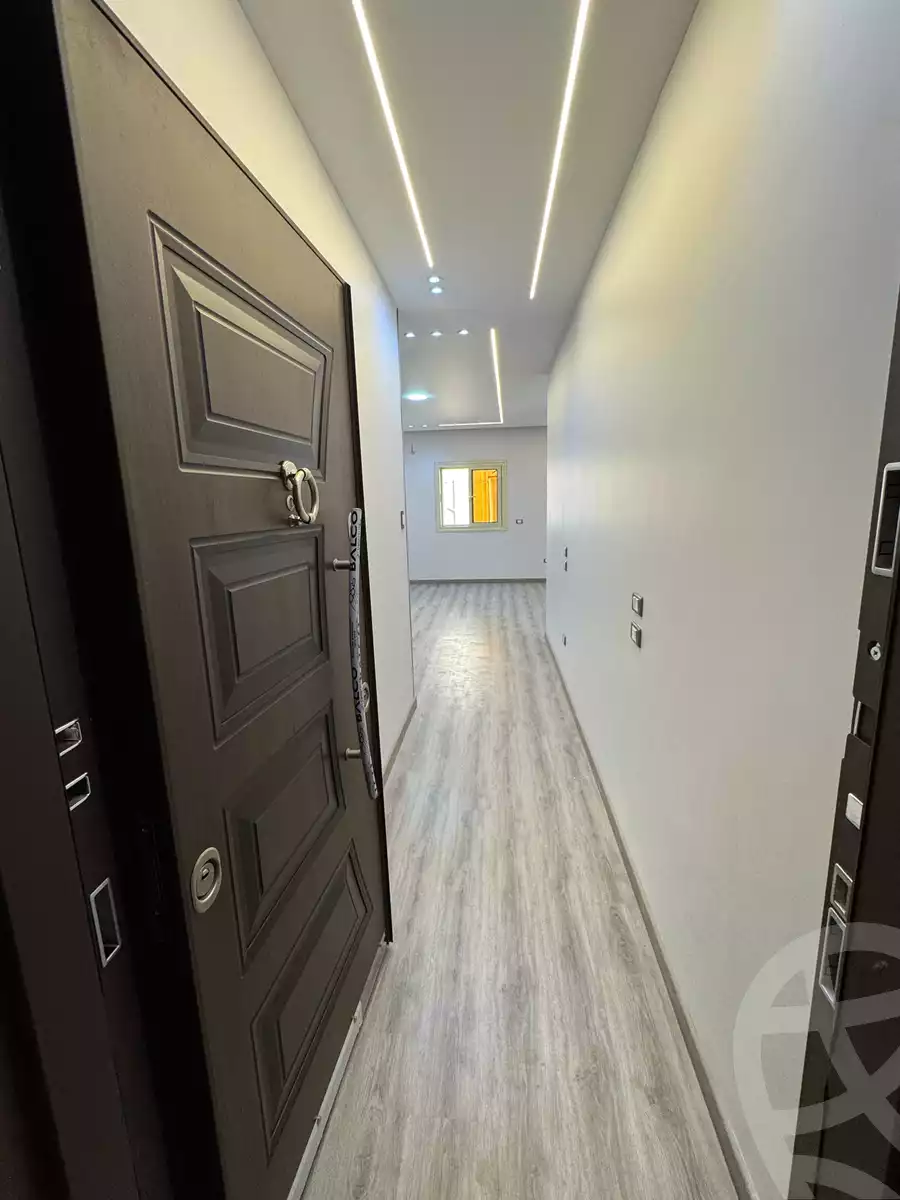 https://aqarmap.com.eg/ar/listing/6205963-for-rent-cairo-new-cairo-el-lotus-lotus-north-lmntq-lkhms-llwts-lshmly