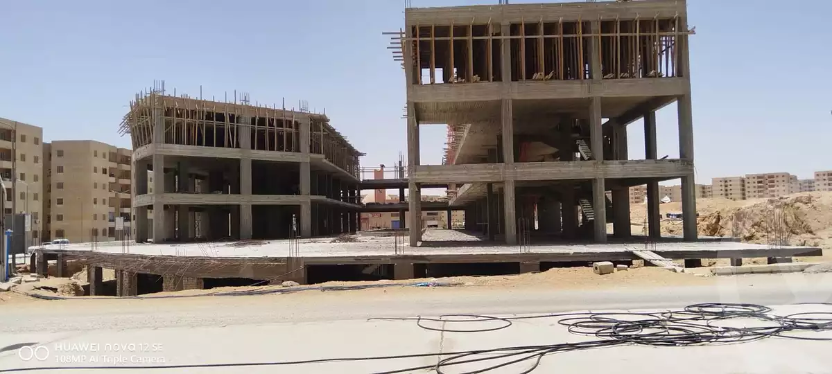 https://aqarmap.com.eg/ar/listing/6206711-for-sale-cairo-6th-of-october-hadaeq-october-kmbwnd-fy-hdyq-ktwbr-regency-mall