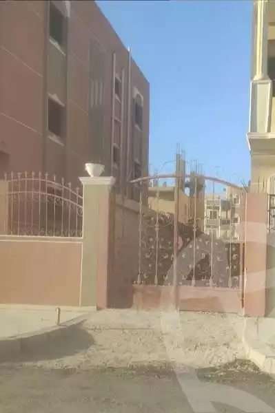 https://aqarmap.com.eg/ar/listing/6207340-for-sale-asyut-asyut-city-nafaq-el-zahraa-st-st