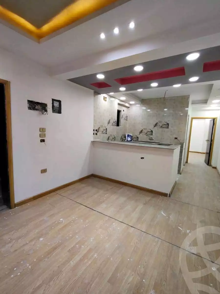 https://aqarmap.com.eg/en/listing/6207396-for-sale-qalyubia-shubra-el-khaima-om-bayoumi