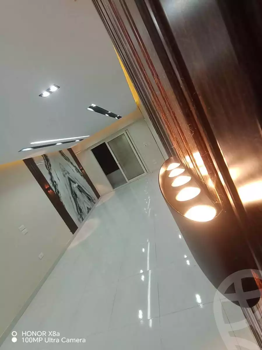 https://aqarmap.com.eg/ar/listing/6207785-for-sale-cairo-helwan-helwan-el-sharkeya-abd-el-rahman-pasha-st