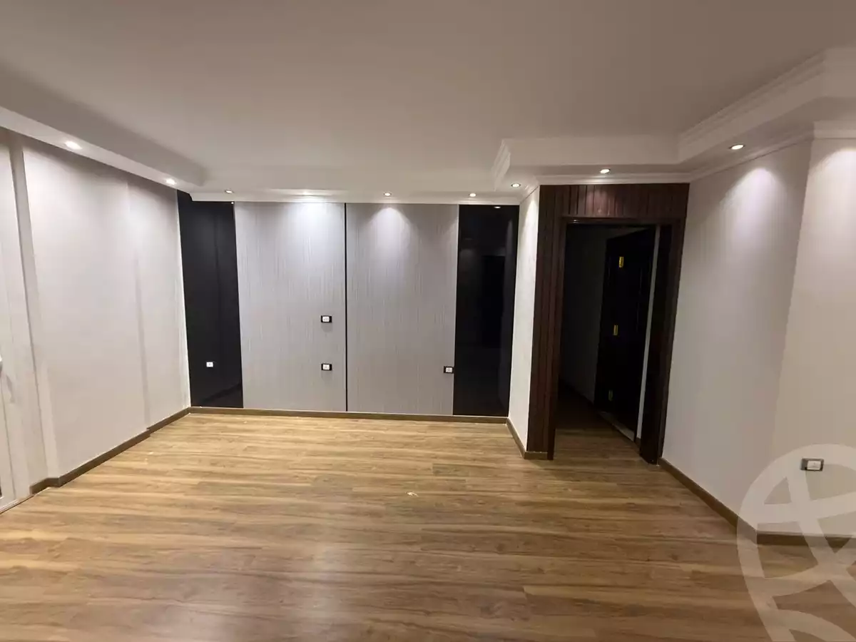 https://aqarmap.com.eg/ar/listing/6211975-for-sale-cairo-new-cairo-madinaty-sixth-zone-buildings-madinaty-b-6