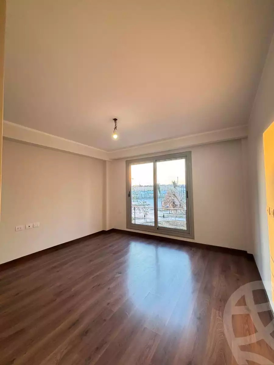 https://aqarmap.com.eg/ar/listing/6212008-for-sale-cairo-6th-of-october-compounds-palm-parks