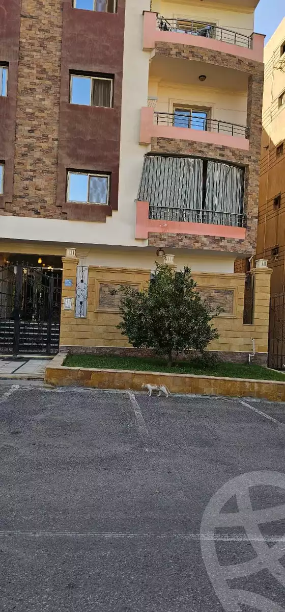 https://aqarmap.com.eg/en/listing/6212151-for-sale-cairo-new-cairo-el-narges-el-narges-omarat-street-79
