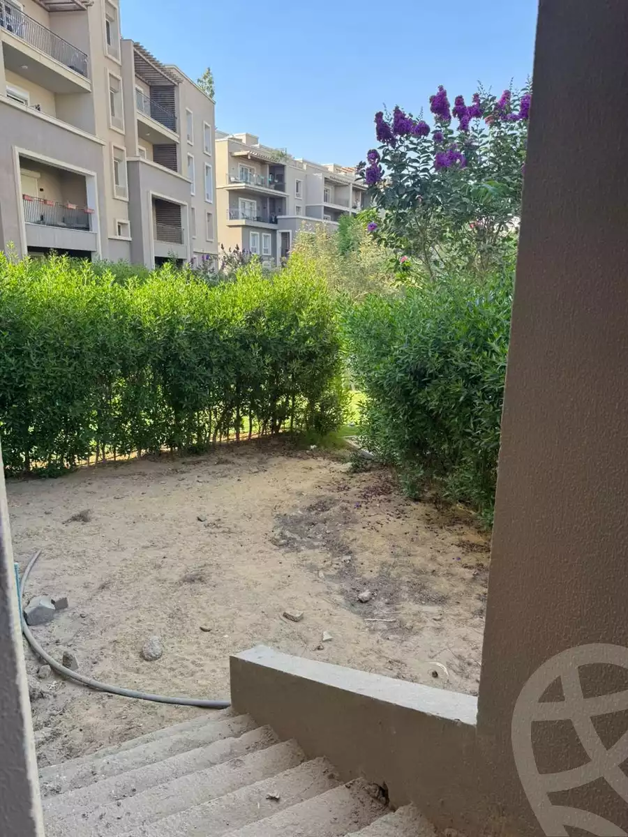 https://aqarmap.com.eg/ar/listing/6212525-for-sale-cairo-6th-of-october-compounds-october-plaza