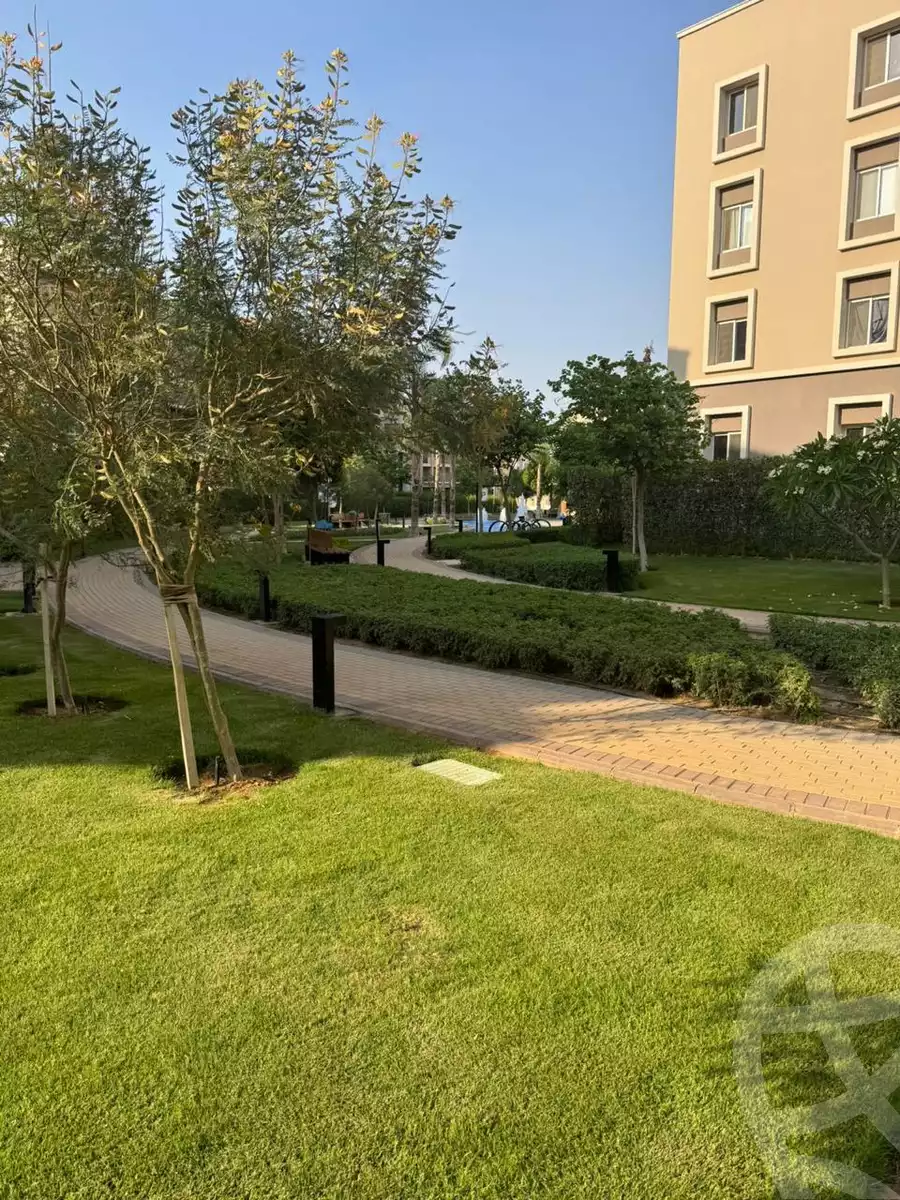 https://aqarmap.com.eg/ar/listing/6212525-for-sale-cairo-6th-of-october-compounds-october-plaza