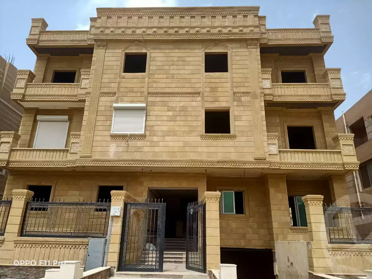 https://aqarmap.com.eg/ar/listing/6212629-for-sale-cairo-new-cairo-el-kornfol-el-kornfol-10