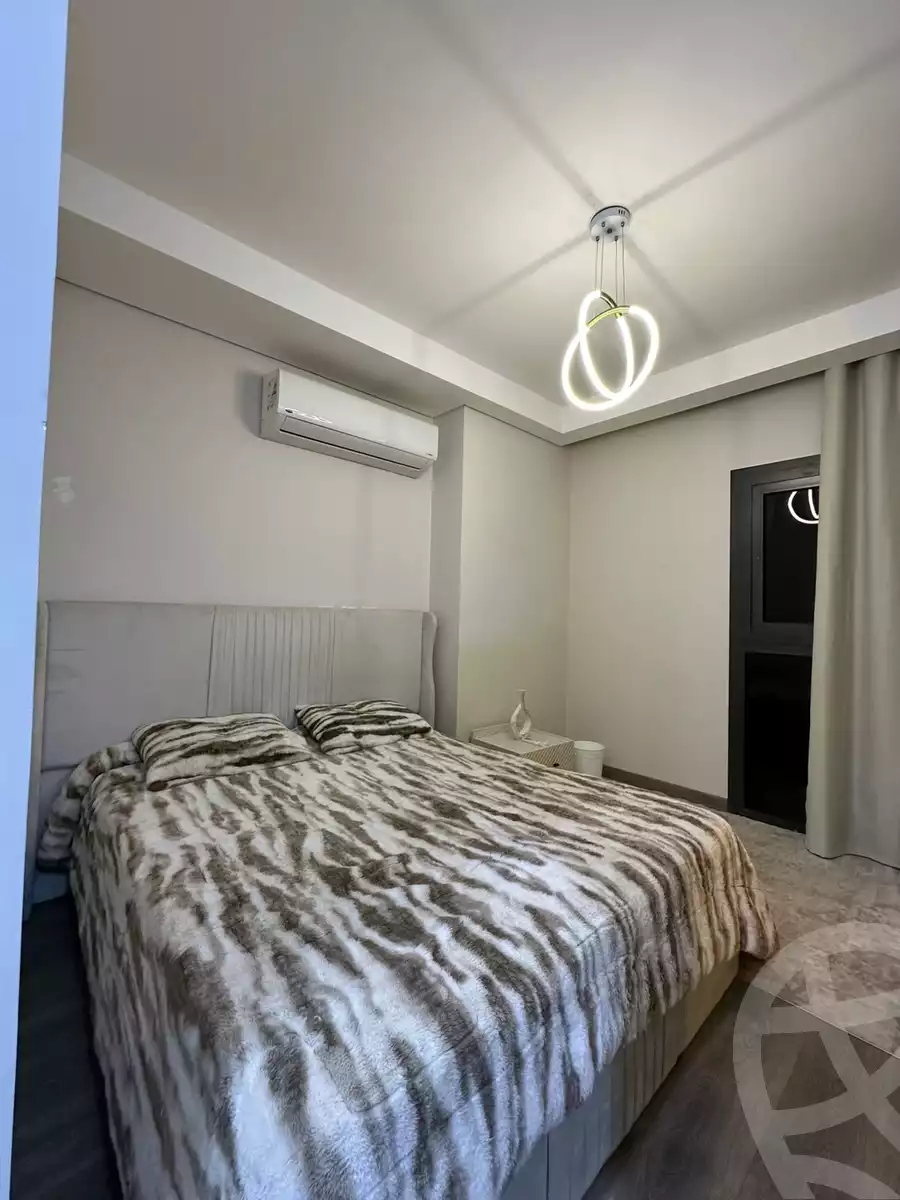 https://aqarmap.com.eg/ar/listing/6213321-for-rent-cairo-el-sheikh-zayed-city-compounds-zyd-wr-llttwyr-z-tower