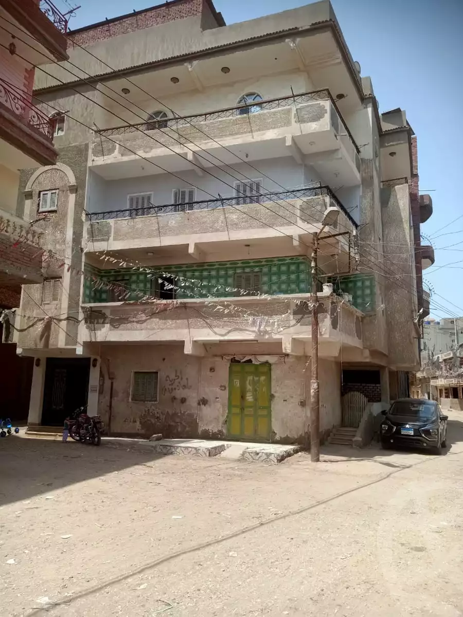 https://aqarmap.com.eg/en/listing/6213455-for-sale-kafr-el-sheikh-el-hamool-al-zafaran