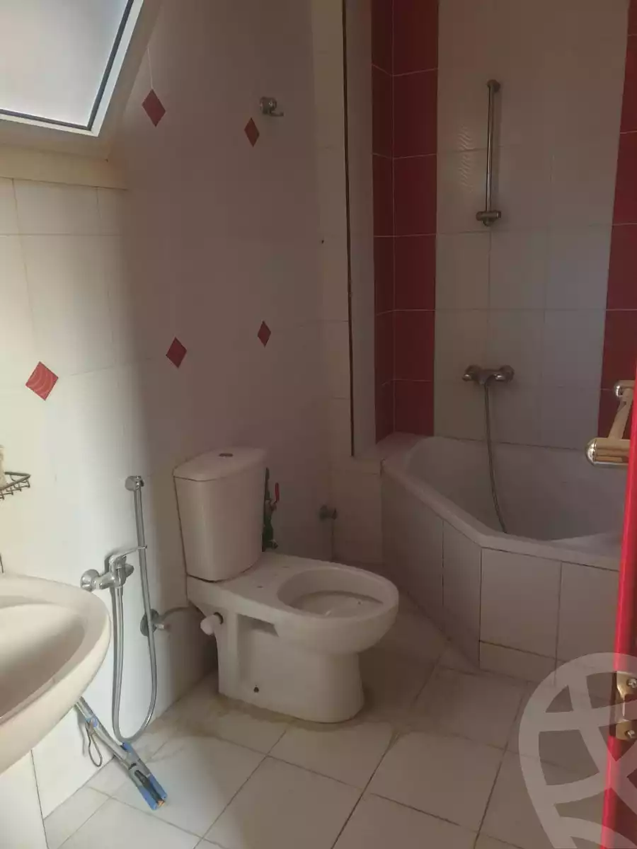 https://aqarmap.com.eg/ar/listing/6214116-for-sale-cairo-new-cairo-compounds-lmn-l-m