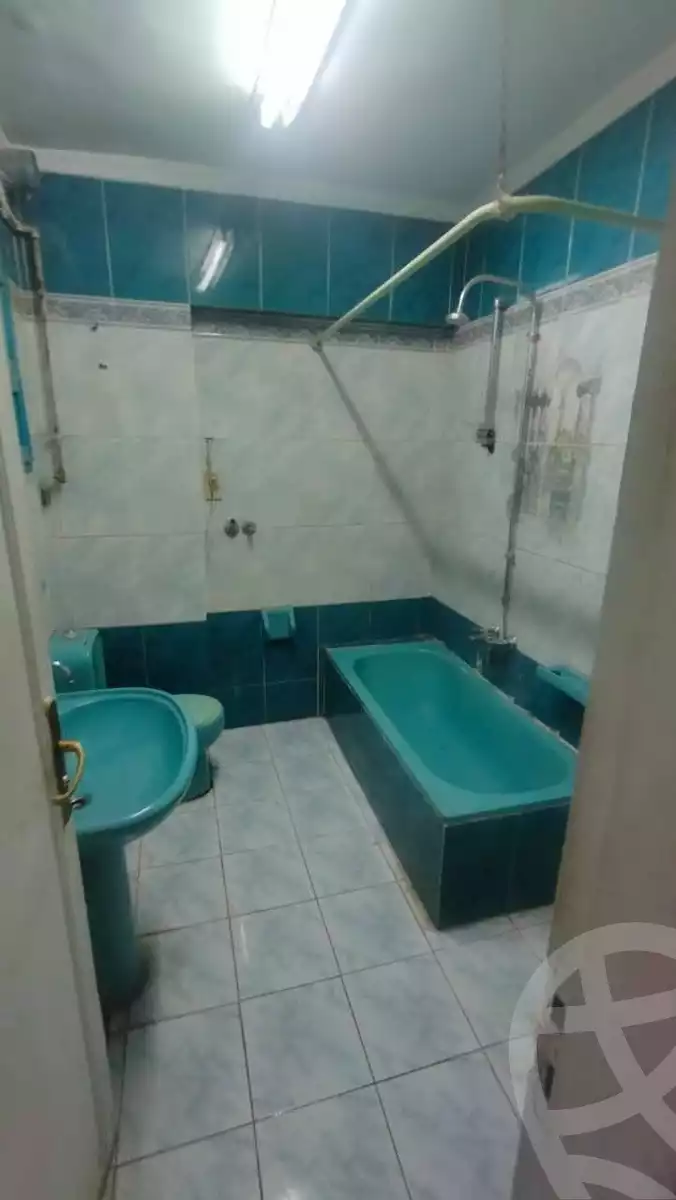 https://aqarmap.com.eg/en/listing/6215075-for-rent-cairo-helwan-helwan-el-sharkeya-abd-el-rahman-pasha-st