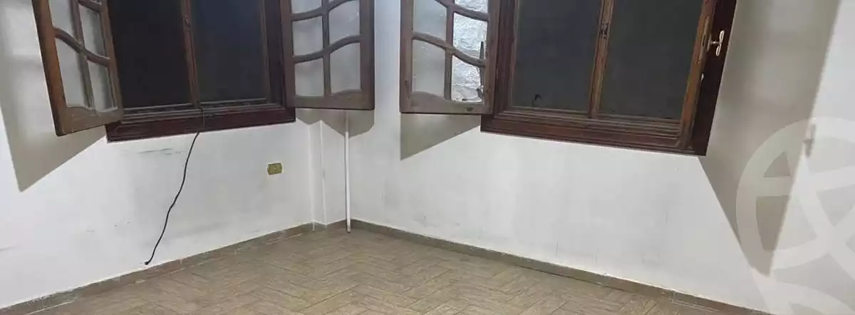 https://aqarmap.com.eg/ar/listing/6215259-for-rent-cairo-mokattam-lhdb-l-ly-shr-krym-bnwn