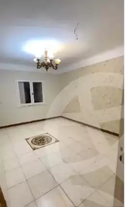 https://aqarmap.com.eg/ar/listing/6215570-for-sale-alexandria-lauran-shr-bw-qyr-tryq-lhry