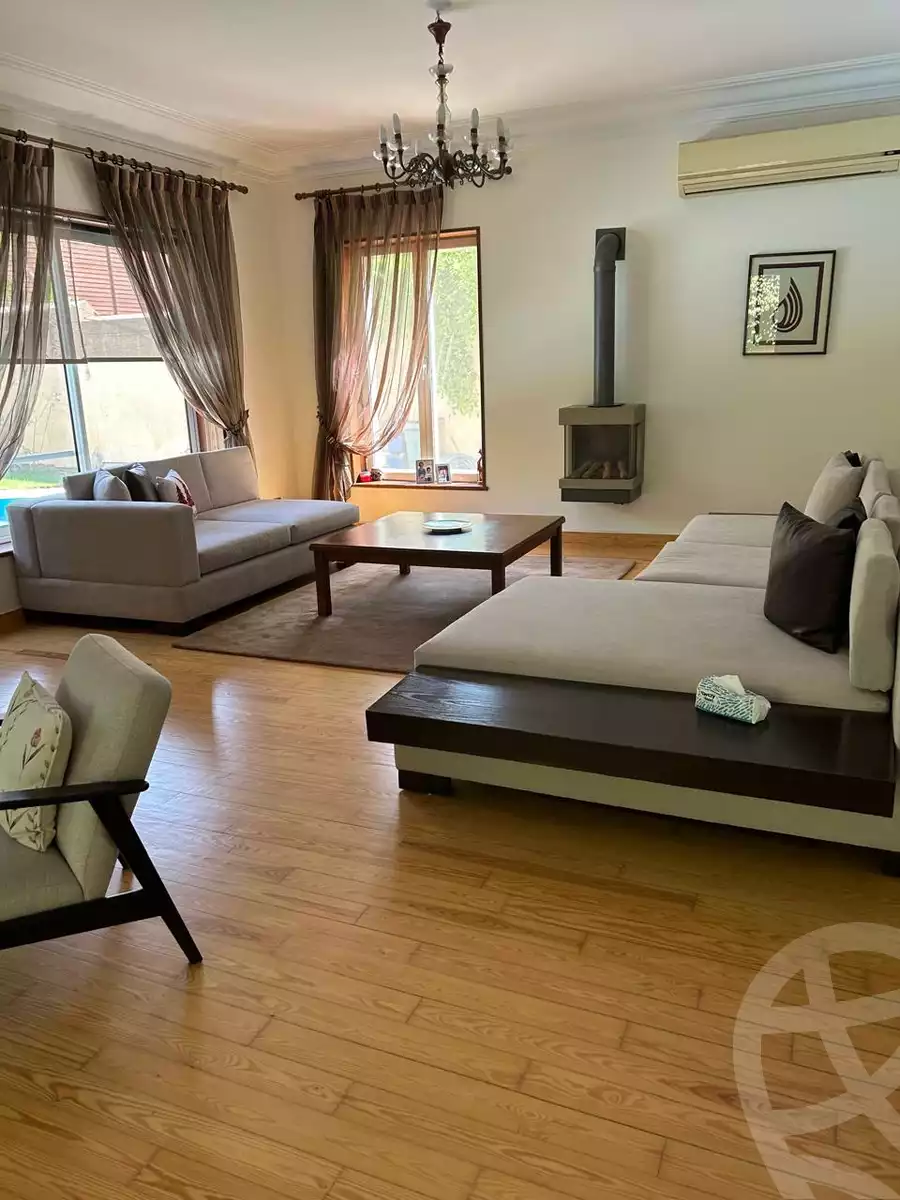https://aqarmap.com.eg/en/listing/6216522-for-sale-cairo-el-sheikh-zayed-city-compounds-royal-city
