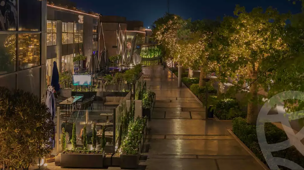 https://aqarmap.com.eg/ar/listing/6216892-for-sale-cairo-el-sheikh-zayed-city-compounds-walk-of-cairo-mall