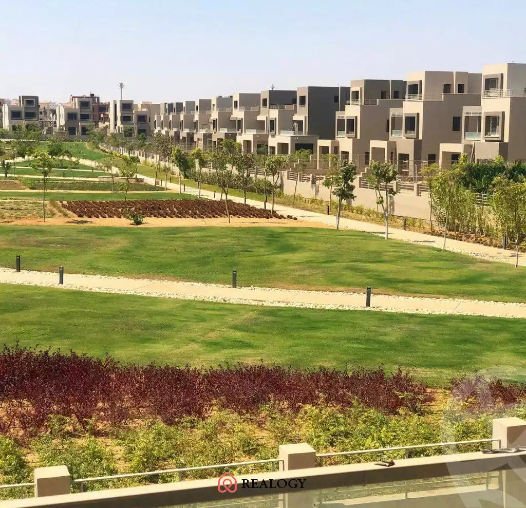 https://aqarmap.com.eg/en/listing/6216800-for-sale-cairo-6th-of-october-hadaeq-october-kmbwnd-fy-hdyq-ktwbr-badya-compound-palm-hills