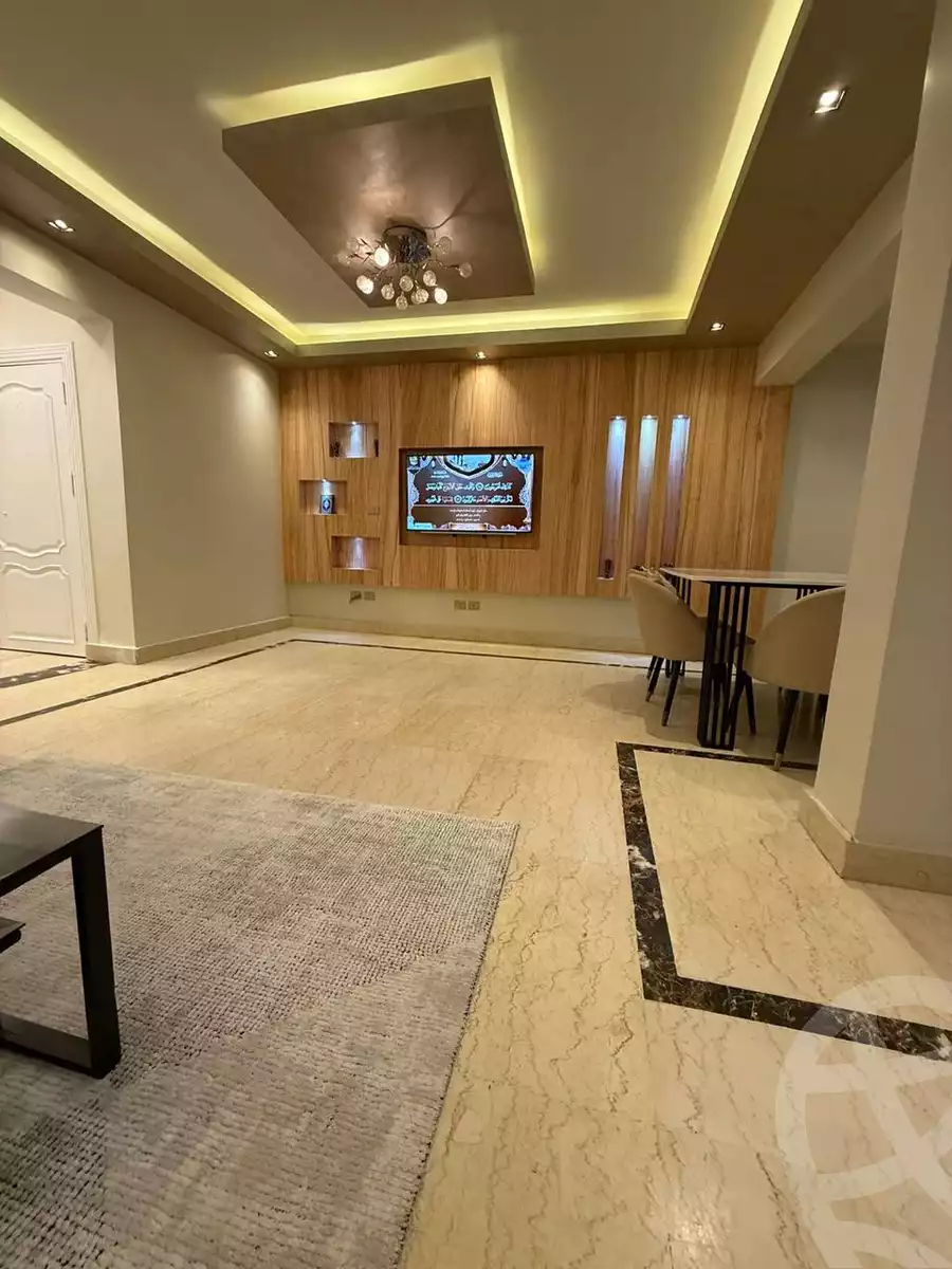 https://aqarmap.com.eg/en/listing/6217302-for-rent-cairo-el-sheikh-zayed-city-compounds-beverly-hills