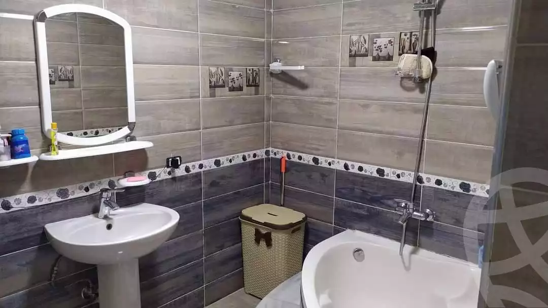https://aqarmap.com.eg/en/listing/6218940-for-sale-cairo-ain-shams-ain-shams-el-sharkia-el-zahraa-st