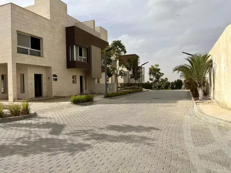 https://aqarmap.com.eg/ar/listing/6219183-for-sale-cairo-6th-of-october-compounds-soleya