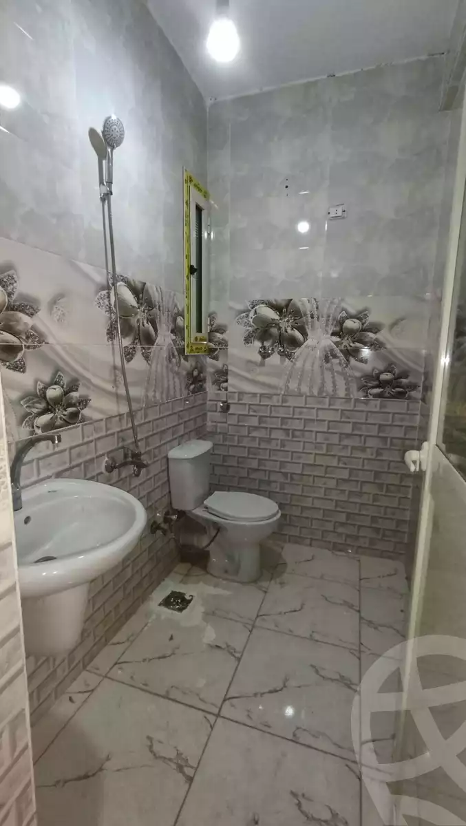 https://aqarmap.com.eg/ar/listing/6221181-for-rent-qalyubia-shubra-el-khaima-om-bayoumi