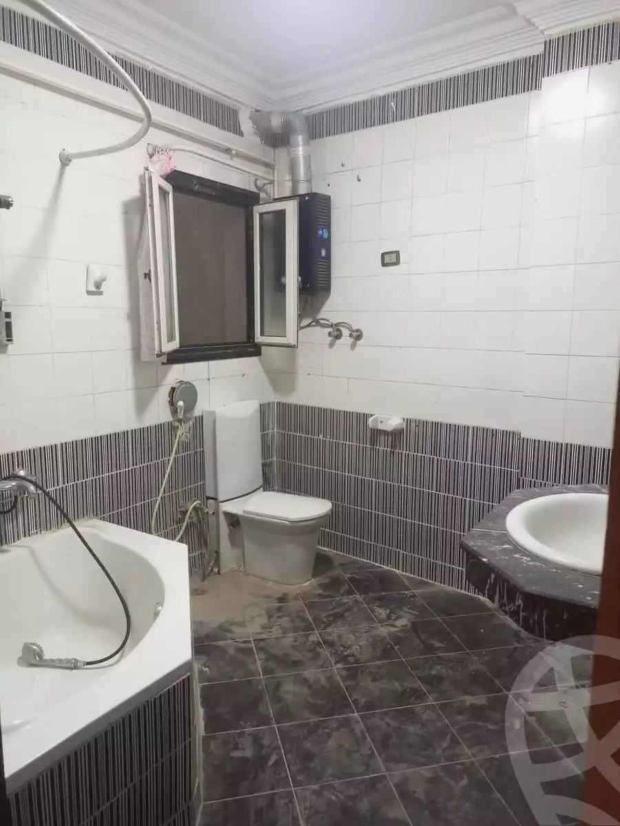 https://aqarmap.com.eg/ar/listing/6221178-for-sale-cairo-helwan-hadayek-helwan-el-dawagen