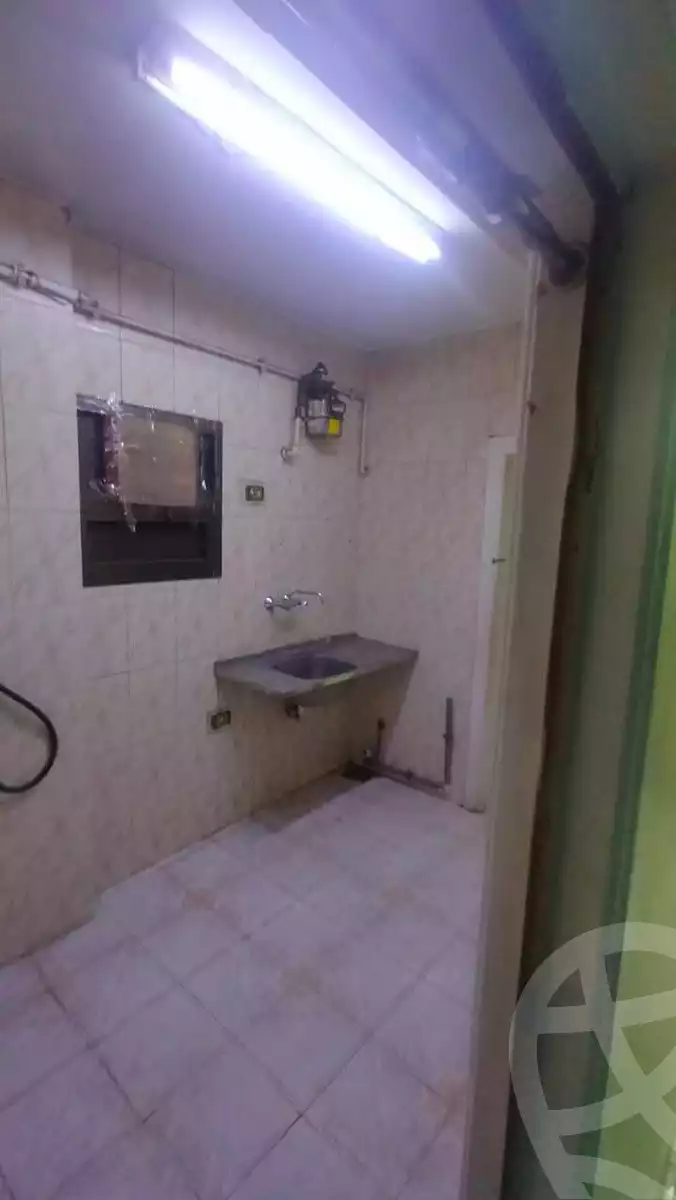 https://aqarmap.com.eg/ar/listing/6221320-for-rent-cairo-helwan-helwan-el-sharkeya-abd-el-rahman-pasha-st