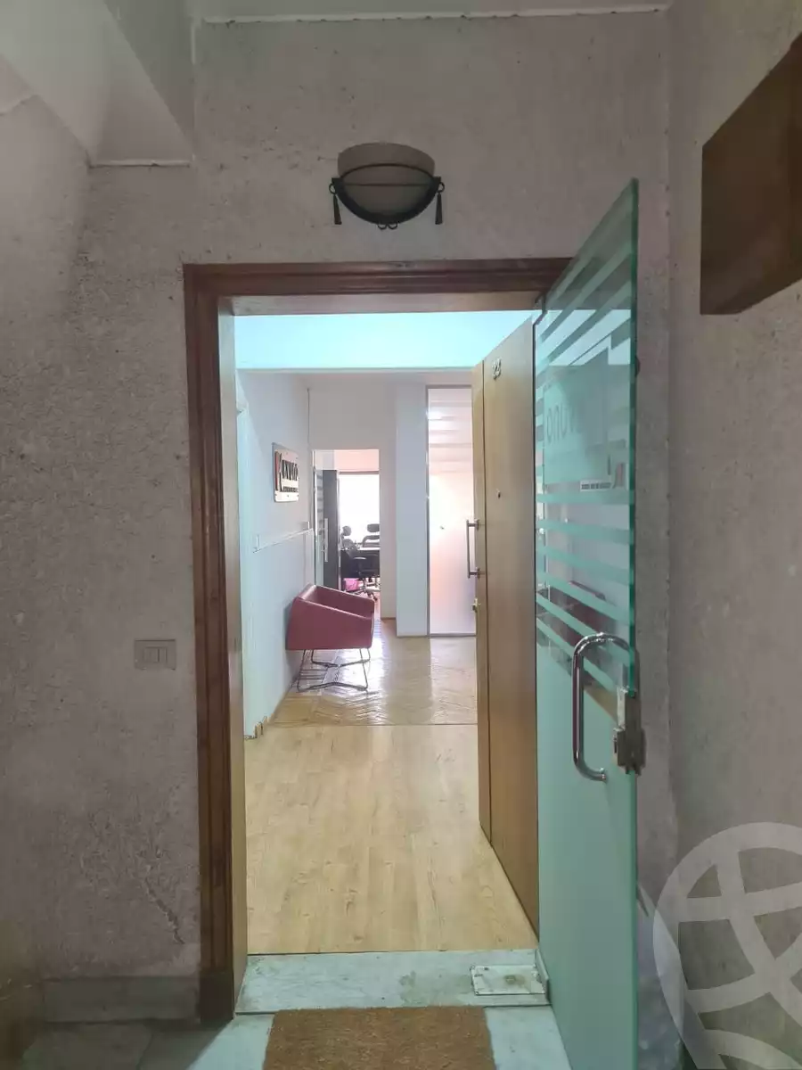 https://aqarmap.com.eg/ar/listing/6221966-for-rent-cairo-el-maadi-sarayat-el-maadi-street-11