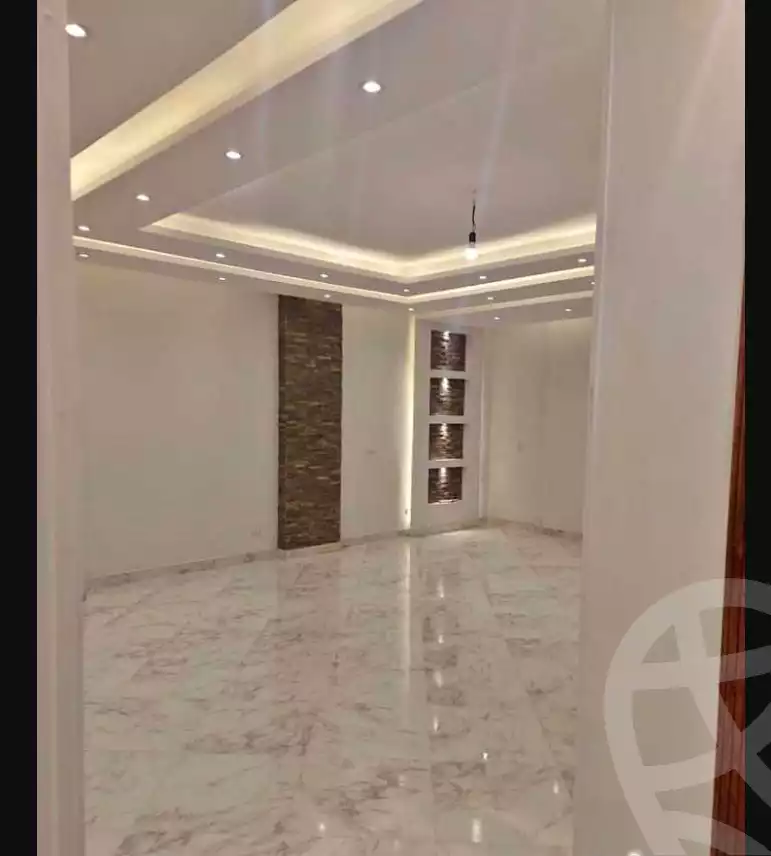 https://aqarmap.com.eg/en/listing/6221396-for-sale-alexandria-l-jmy-el-kilo-21