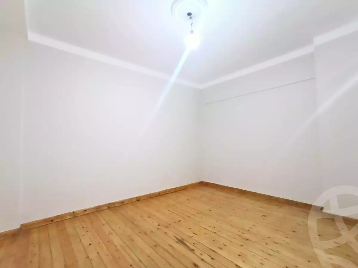 https://aqarmap.com.eg/ar/listing/6222792-for-rent-alexandria-ganaklis-shr-bw-qyr-tryq-lhry