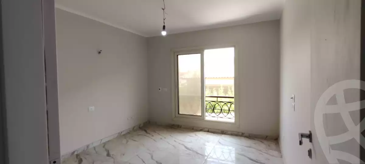 https://aqarmap.com.eg/ar/listing/6222957-for-sale-cairo-el-sheikh-zayed-city-compounds-el-khamayel