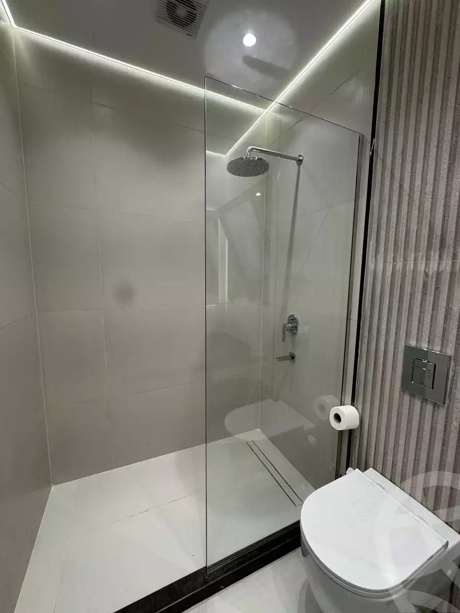 https://aqarmap.com.eg/ar/listing/6222986-for-sale-cairo-el-sheikh-zayed-city-compounds-kmbwnd-wn-16-swdyk
