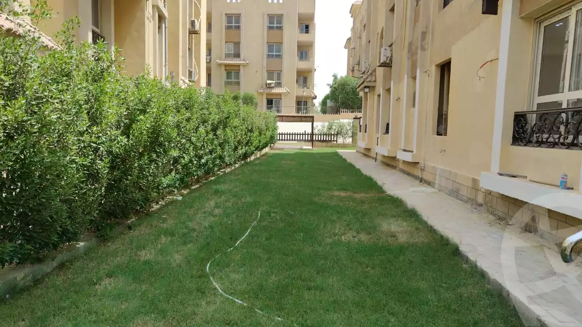 https://aqarmap.com.eg/ar/listing/6223053-for-sale-cairo-el-sheikh-zayed-city-compounds-el-khamayel