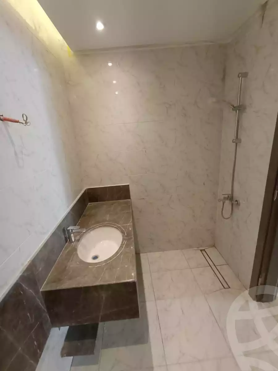 https://aqarmap.com.eg/en/listing/6223157-for-sale-cairo-new-cairo-compounds-mwntn-fyw-y-syty-club-park-mountain-view-icity