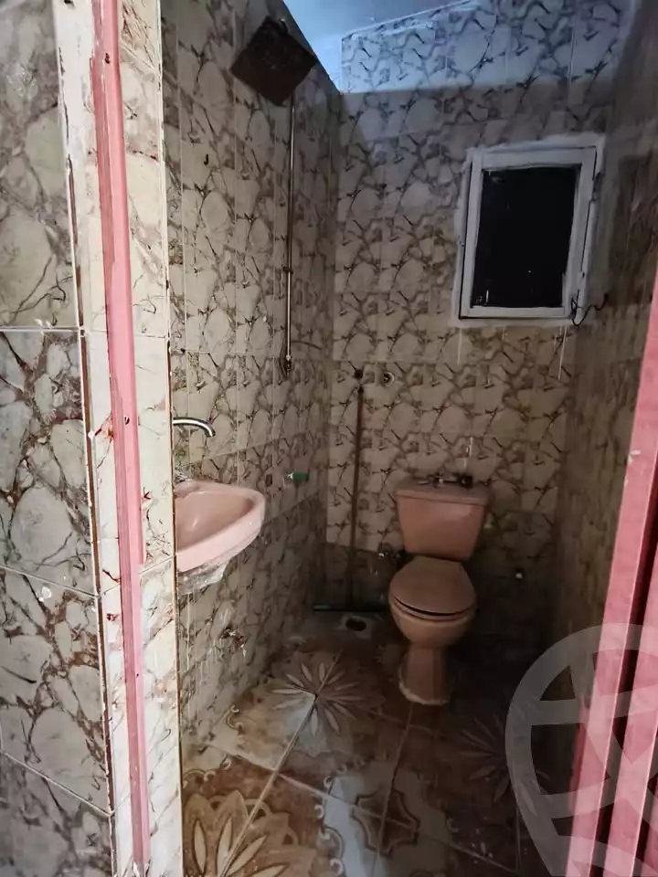 https://aqarmap.com.eg/en/listing/6224466-for-sale-qalyubia-shubra-el-khaima-om-bayoumi