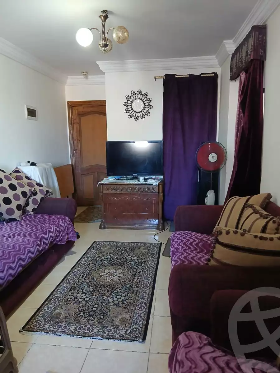 https://aqarmap.com.eg/ar/listing/6225515-for-sale-alexandria-moharram-bey-kanal-al-mahmoudeya-al-bahri-st