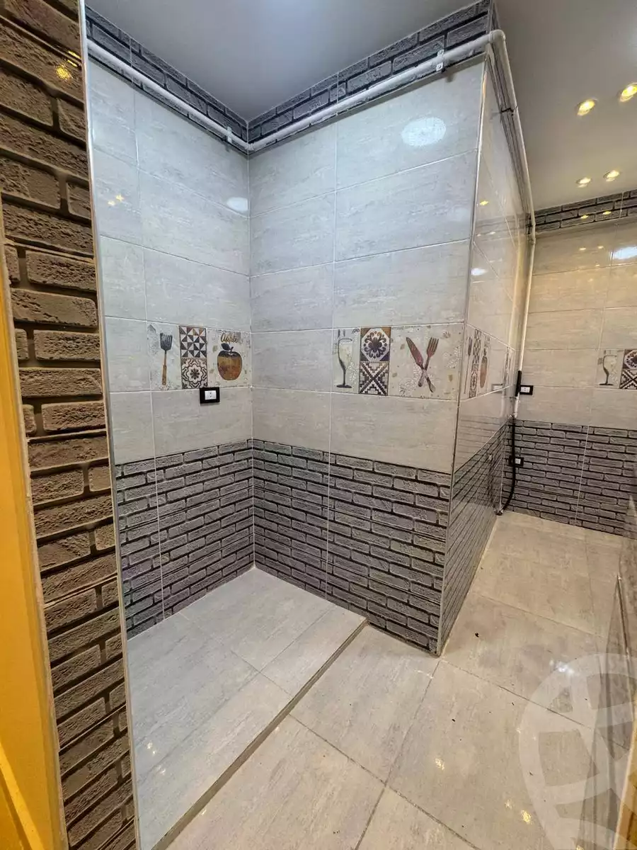 https://aqarmap.com.eg/en/listing/6226725-for-sale-alexandria-bahray-el-anfoshy-al-gomrok-al-kadem-st