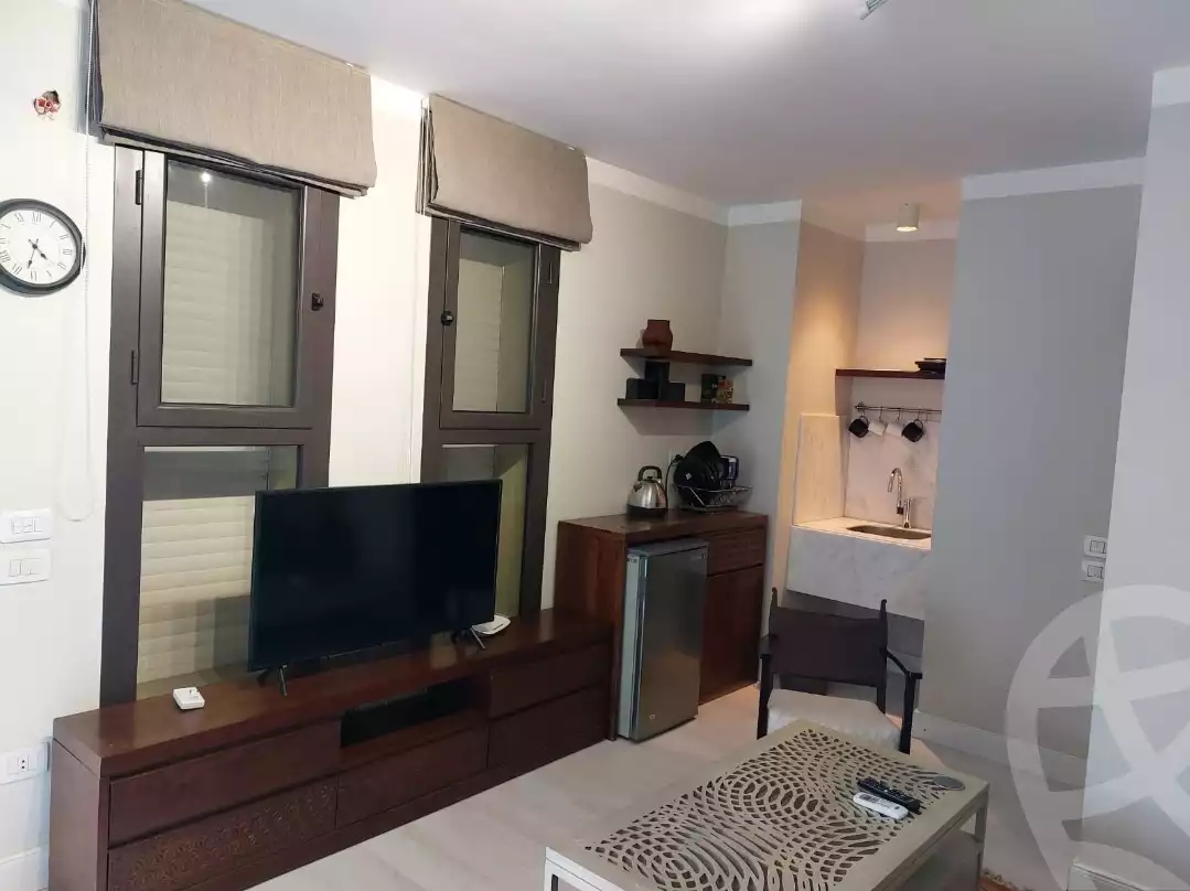 https://aqarmap.com.eg/en/listing/6227356-for-rent-cairo-el-sheikh-zayed-city-compounds-kmbwnd-wyst-twn-swdyk