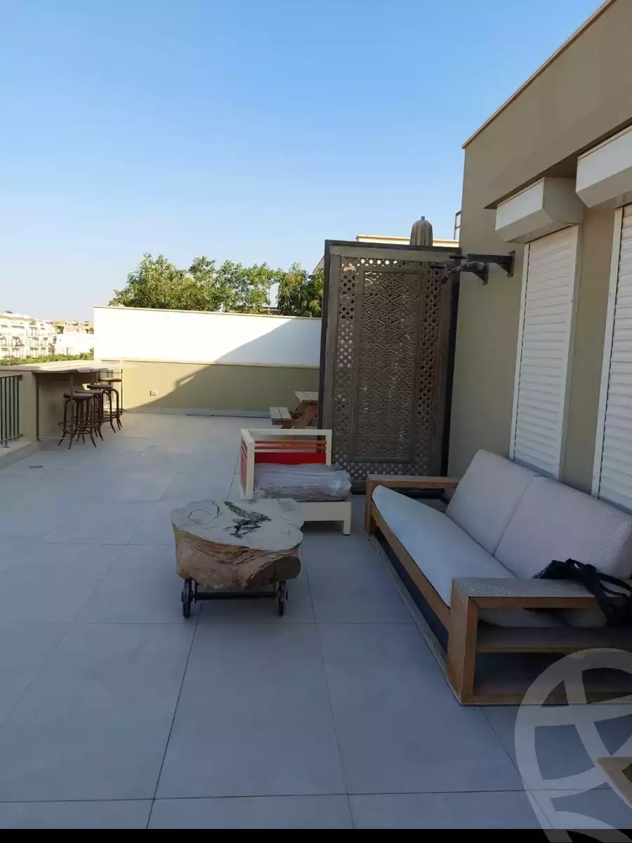 https://aqarmap.com.eg/en/listing/6227356-for-rent-cairo-el-sheikh-zayed-city-compounds-kmbwnd-wyst-twn-swdyk