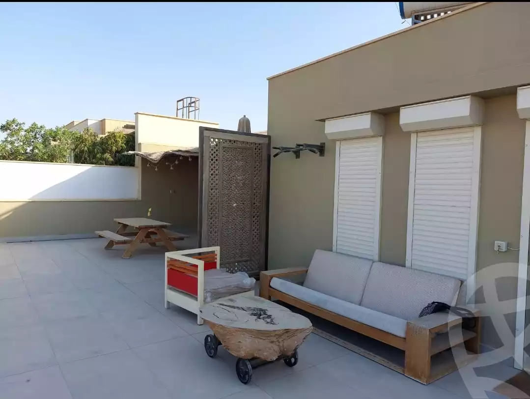 https://aqarmap.com.eg/en/listing/6227356-for-rent-cairo-el-sheikh-zayed-city-compounds-kmbwnd-wyst-twn-swdyk