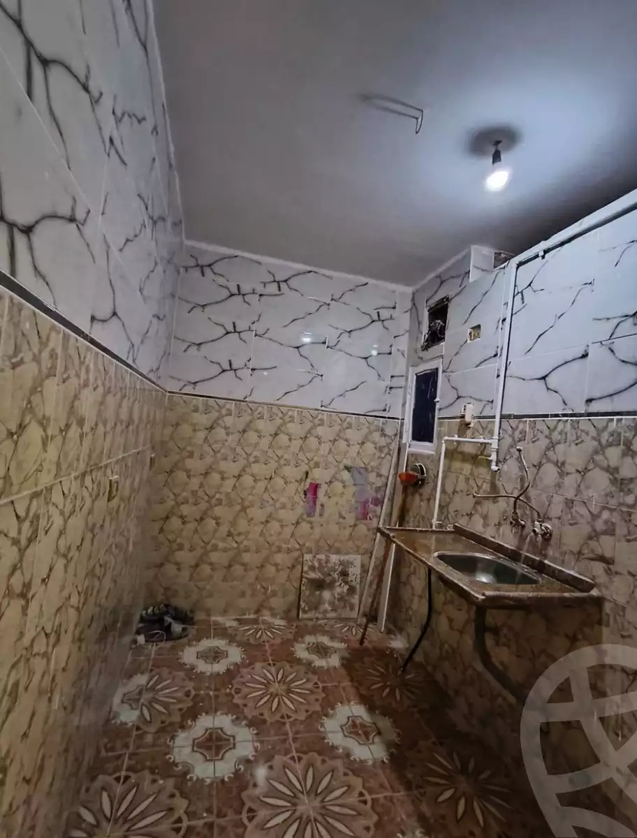 https://aqarmap.com.eg/en/listing/6227375-for-sale-qalyubia-shubra-el-khaima-om-bayoumi