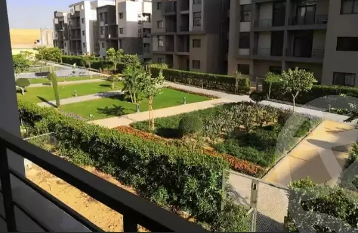 https://aqarmap.com.eg/en/listing/6228101-for-sale-cairo-new-cairo-compounds-fifth-square