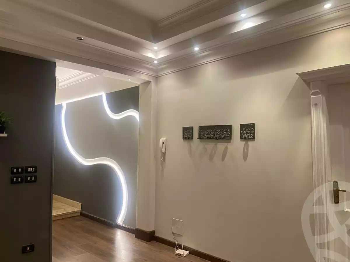 https://aqarmap.com.eg/en/listing/6228235-for-sale-cairo-new-cairo-el-ahyaa-third-neighborhood-street-1